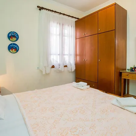 Anagnostou Апартаменты