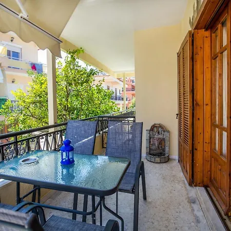 Anagnostou Апартаменты *