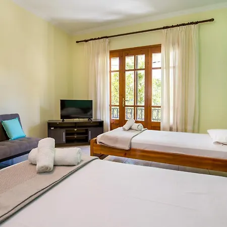 Anagnostou * Скала-Марион